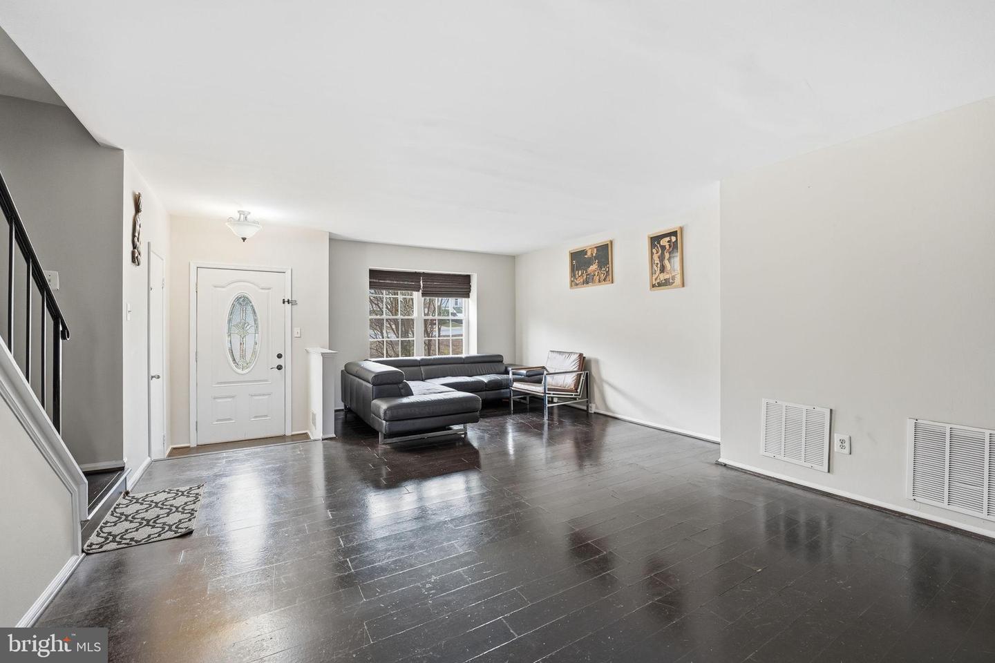 8514 CHARNWOOD CT, MANASSAS, Virginia 20111, 3 Bedrooms Bedrooms, ,3 BathroomsBathrooms,Residential,For sale,8514 CHARNWOOD CT,VAPW2107434 MLS # VAPW2107434