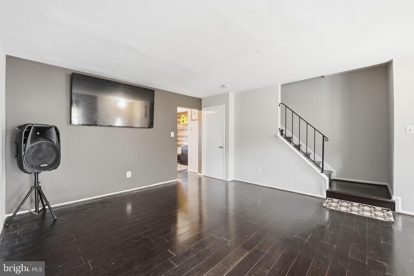 8514 CHARNWOOD CT, MANASSAS, Virginia 20111, 3 Bedrooms Bedrooms, ,3 BathroomsBathrooms,Residential,For sale,8514 CHARNWOOD CT,VAPW2107434 MLS # VAPW2107434