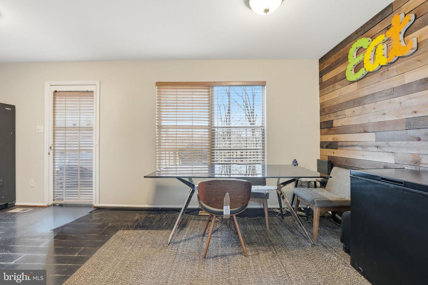 8514 CHARNWOOD CT, MANASSAS, Virginia 20111, 3 Bedrooms Bedrooms, ,3 BathroomsBathrooms,Residential,For sale,8514 CHARNWOOD CT,VAPW2107434 MLS # VAPW2107434