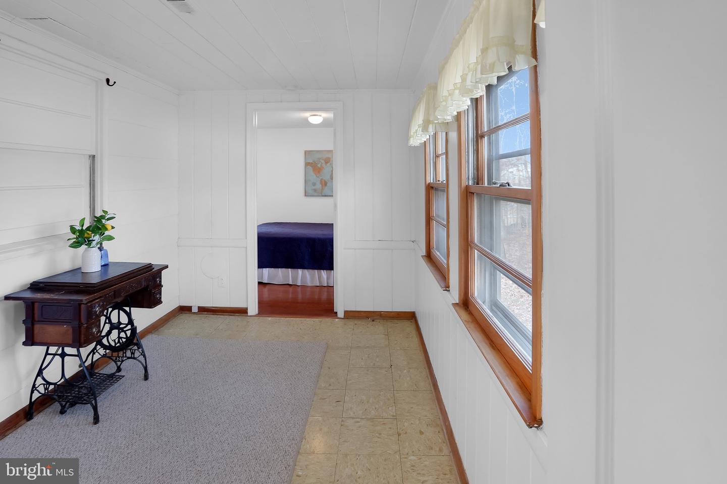 56 RIDGEWOOD LN, FRONT ROYAL, Virginia 22630, 3 Bedrooms Bedrooms, ,2 BathroomsBathrooms,Residential,For sale,56 RIDGEWOOD LN,VACL2006212 MLS # VACL2006212