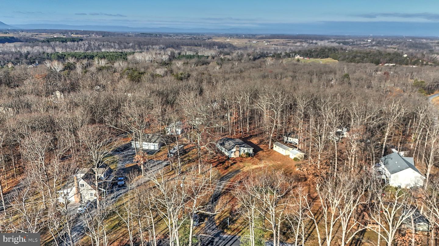 56 RIDGEWOOD LN, FRONT ROYAL, Virginia 22630, 3 Bedrooms Bedrooms, ,2 BathroomsBathrooms,Residential,For sale,56 RIDGEWOOD LN,VACL2006212 MLS # VACL2006212