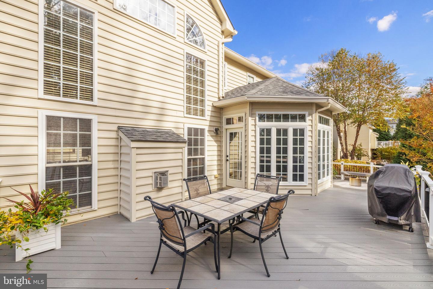 6348 BARN OWL CT, WARRENTON, Virginia 20187, 5 Bedrooms Bedrooms, ,3 BathroomsBathrooms,Residential,For sale,6348 BARN OWL CT,VAFQ2019656 MLS # VAFQ2019656