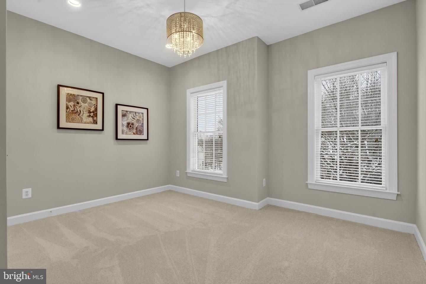 6348 BARN OWL CT, WARRENTON, Virginia 20187, 5 Bedrooms Bedrooms, ,3 BathroomsBathrooms,Residential,For sale,6348 BARN OWL CT,VAFQ2019656 MLS # VAFQ2019656