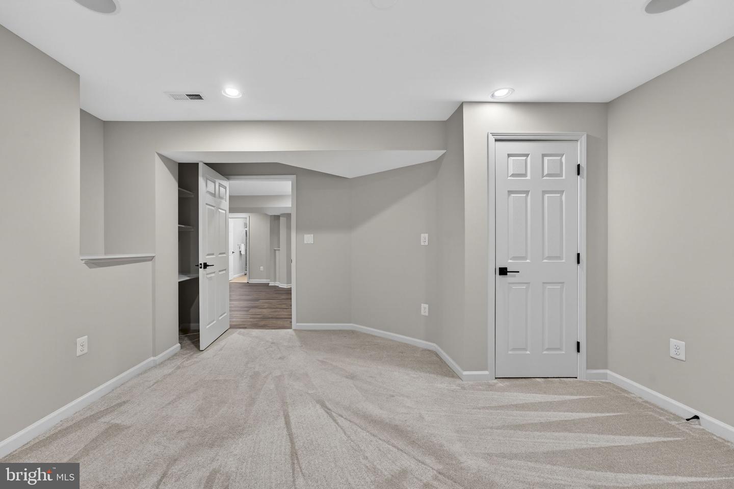 6348 BARN OWL CT, WARRENTON, Virginia 20187, 5 Bedrooms Bedrooms, ,3 BathroomsBathrooms,Residential,For sale,6348 BARN OWL CT,VAFQ2019656 MLS # VAFQ2019656