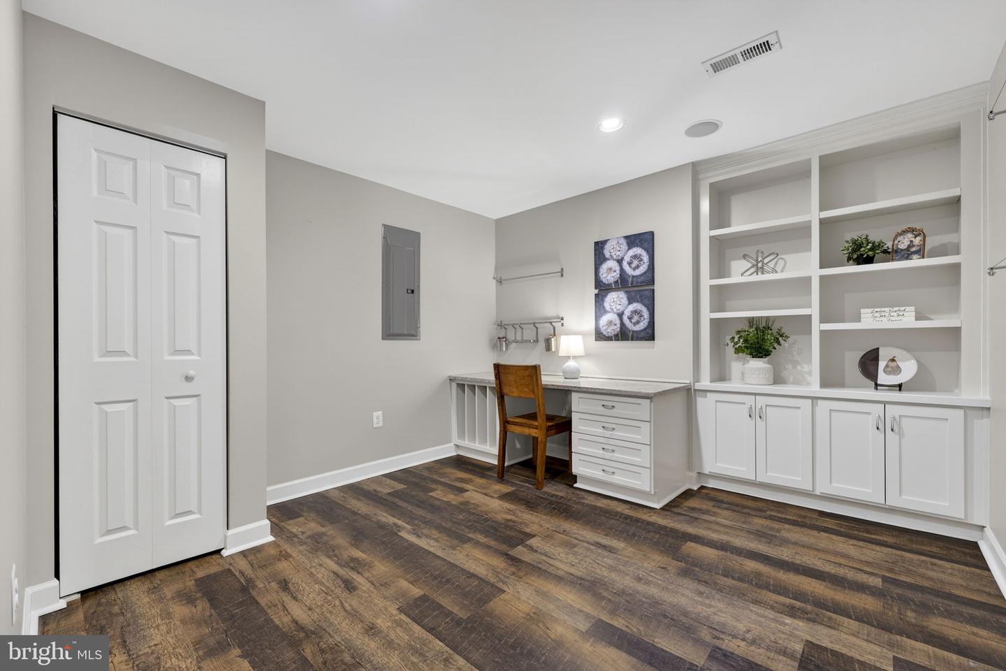 6348 BARN OWL CT, WARRENTON, Virginia 20187, 5 Bedrooms Bedrooms, ,3 BathroomsBathrooms,Residential,For sale,6348 BARN OWL CT,VAFQ2019656 MLS # VAFQ2019656