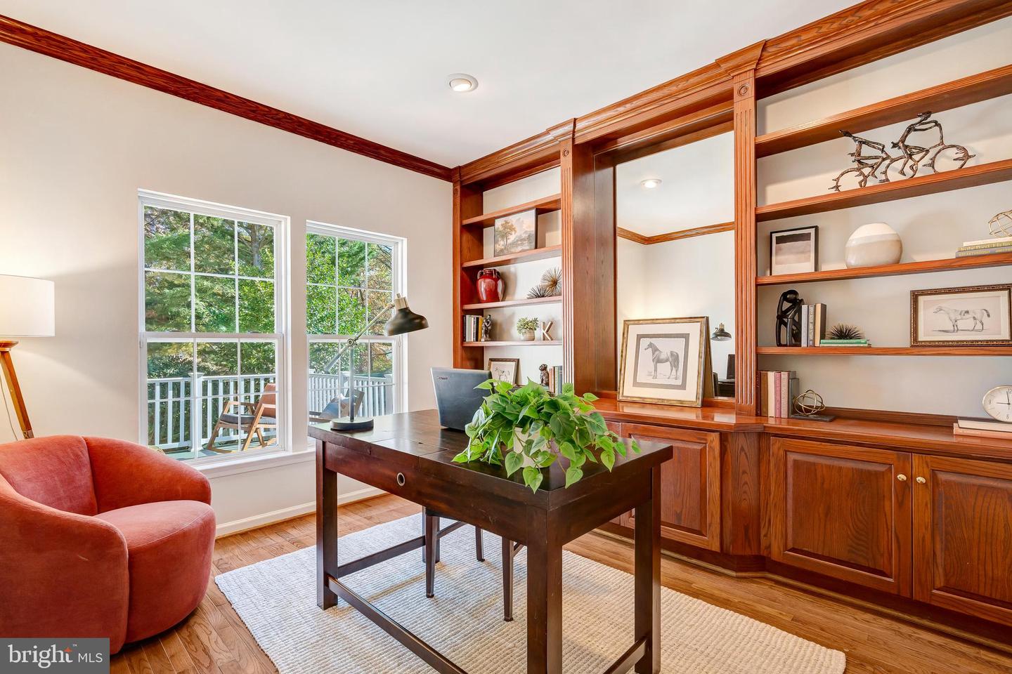 9237 OLD BEECH CT, LORTON, Virginia 22079, 4 Bedrooms Bedrooms, ,3 BathroomsBathrooms,Residential,For sale,9237 OLD BEECH CT,VAFX2278948 MLS # VAFX2278948