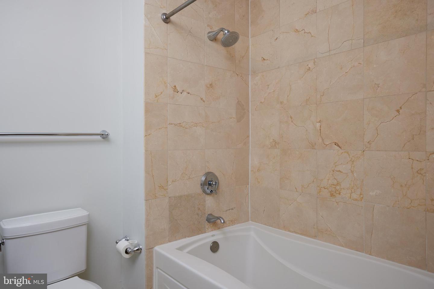 2200 17TH ST NW #109, WASHINGTON, District Of Columbia 20009, 1 Bedroom Bedrooms, ,1 BathroomBathrooms,Residential,For sale,2200 17TH ST NW #109,DCDC2171440 MLS # DCDC2171440