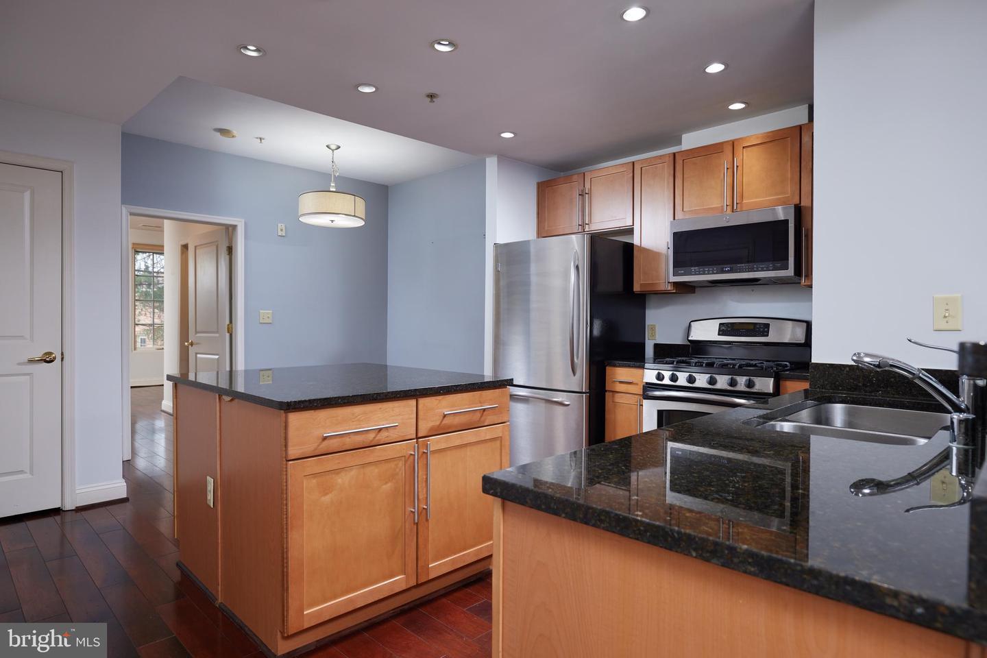 2200 17TH ST NW #109, WASHINGTON, District Of Columbia 20009, 1 Bedroom Bedrooms, ,1 BathroomBathrooms,Residential,For sale,2200 17TH ST NW #109,DCDC2171440 MLS # DCDC2171440