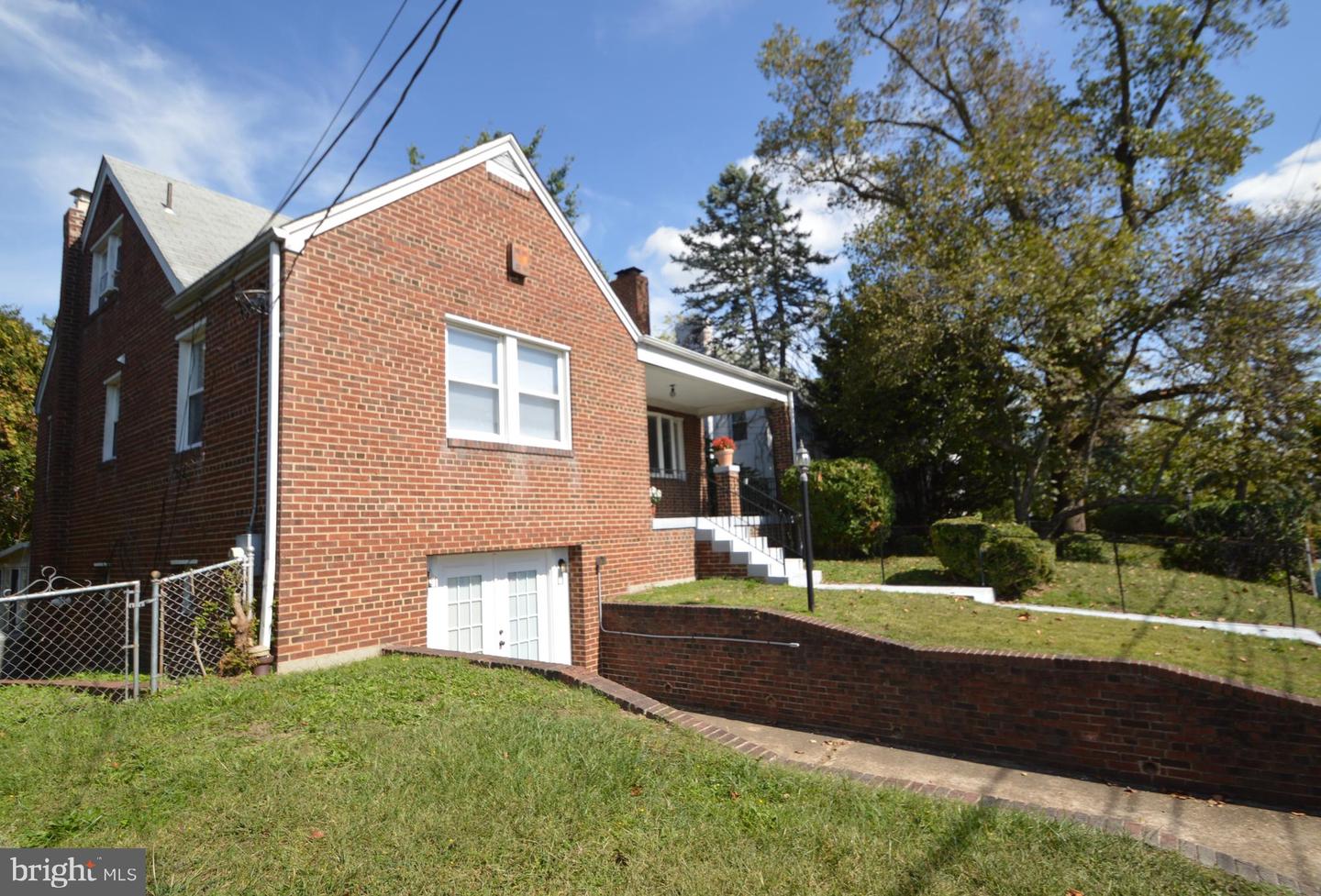 210 PEABODY ST NE, WASHINGTON, District Of Columbia 20011, 4 Bedrooms Bedrooms, ,3 BathroomsBathrooms,Residential,For sale,210 PEABODY ST NE,DCDC2225638 MLS # DCDC2225638