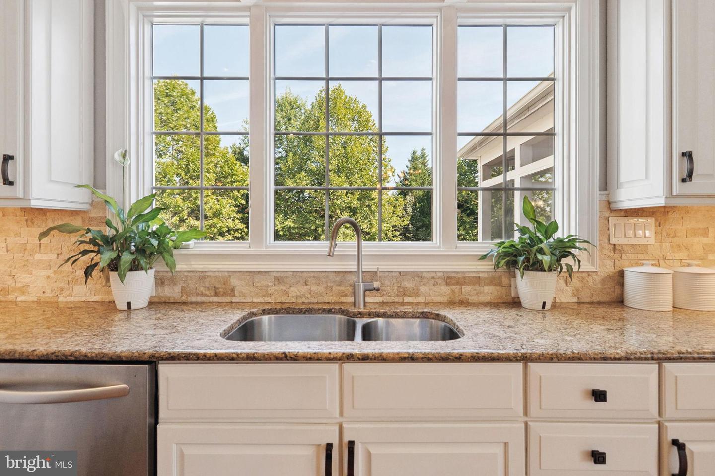 43116 UNISON KNOLL CIR, ASHBURN, Virginia 20148, 5 Bedrooms Bedrooms, 11 Rooms Rooms,5 BathroomsBathrooms,Residential,For sale,43116 UNISON KNOLL CIR,VALO2109234 MLS # VALO2109234