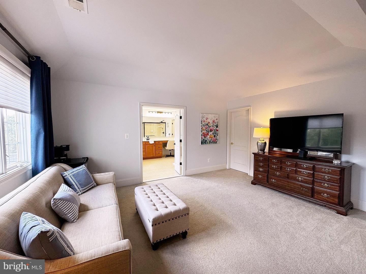 43116 UNISON KNOLL CIR, ASHBURN, Virginia 20148, 5 Bedrooms Bedrooms, 11 Rooms Rooms,5 BathroomsBathrooms,Residential,For sale,43116 UNISON KNOLL CIR,VALO2109234 MLS # VALO2109234