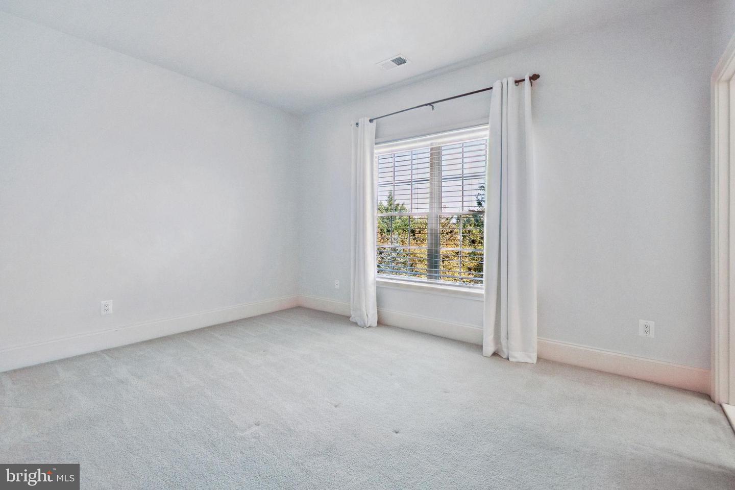 43116 UNISON KNOLL CIR, ASHBURN, Virginia 20148, 5 Bedrooms Bedrooms, 11 Rooms Rooms,5 BathroomsBathrooms,Residential,For sale,43116 UNISON KNOLL CIR,VALO2109234 MLS # VALO2109234