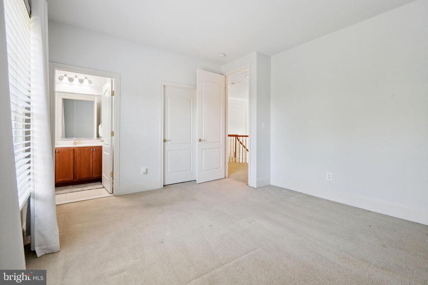 43116 UNISON KNOLL CIR, ASHBURN, Virginia 20148, 5 Bedrooms Bedrooms, 11 Rooms Rooms,5 BathroomsBathrooms,Residential,For sale,43116 UNISON KNOLL CIR,VALO2109234 MLS # VALO2109234