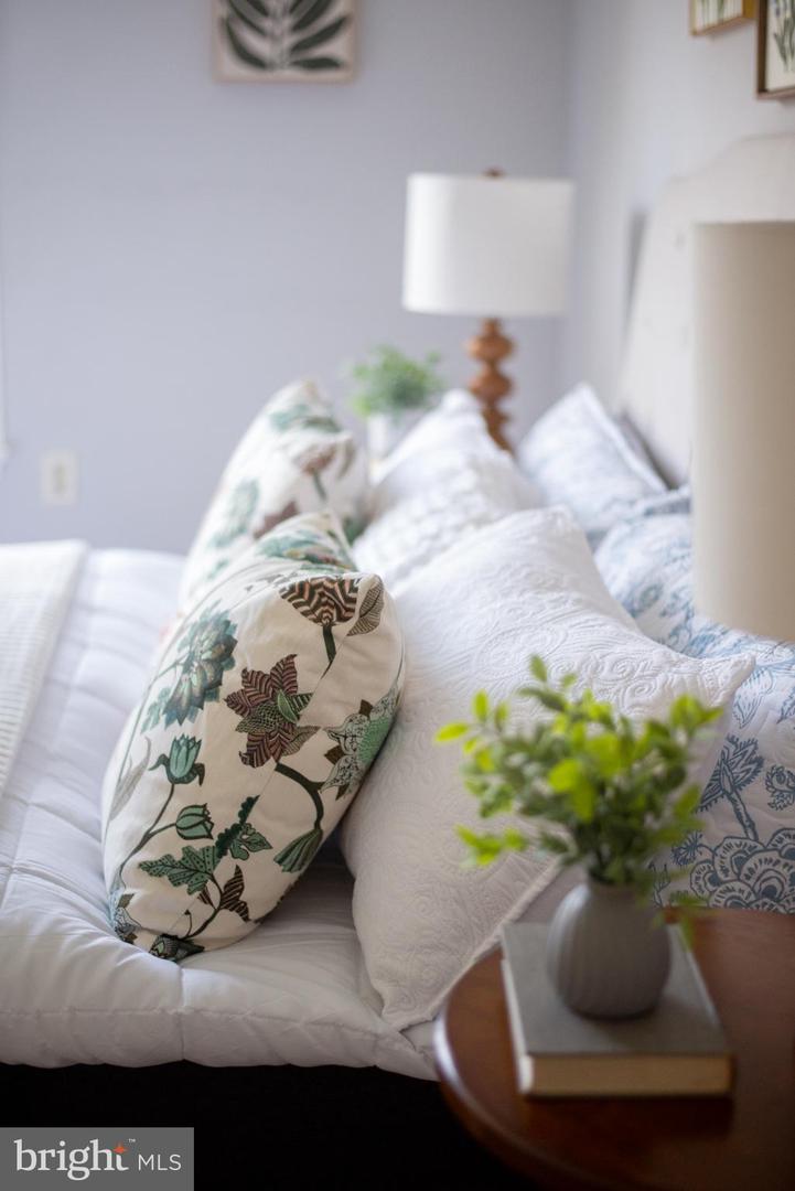 6115 BLACKSTONE BLVD, FREDERICKSBURG, Virginia 22407, 4 Bedrooms Bedrooms, 7 Rooms Rooms,2 BathroomsBathrooms,Residential,For sale,6115 BLACKSTONE BLVD,VASP2037258 MLS # VASP2037258