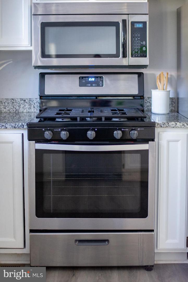 6115 BLACKSTONE BLVD, FREDERICKSBURG, Virginia 22407, 4 Bedrooms Bedrooms, 7 Rooms Rooms,2 BathroomsBathrooms,Residential,For sale,6115 BLACKSTONE BLVD,VASP2037258 MLS # VASP2037258