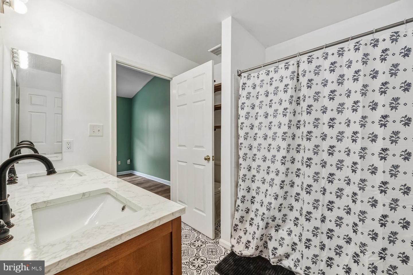 1865 TIGER LILY CIR, WOODBRIDGE, Virginia 22192, 2 Bedrooms Bedrooms, ,2 BathroomsBathrooms,Residential,For sale,1865 TIGER LILY CIR,VAPW2106812 MLS # VAPW2106812 1865 TIGER LILY CIR, WOODBRIDGE, Virginia 22192, 2 Bedrooms Bedrooms, ,2 BathroomsBathrooms,Residential,For sale,1865 TIGER LILY CIR,VAPW2106812 MLS # VAPW2106812