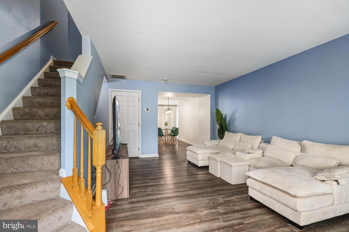 1865 TIGER LILY CIR, WOODBRIDGE, Virginia 22192, 2 Bedrooms Bedrooms, ,2 BathroomsBathrooms,Residential,For sale,1865 TIGER LILY CIR,VAPW2106812 MLS # VAPW2106812 1865 TIGER LILY CIR, WOODBRIDGE, Virginia 22192, 2 Bedrooms Bedrooms, ,2 BathroomsBathrooms,Residential,For sale,1865 TIGER LILY CIR,VAPW2106812 MLS # VAPW2106812