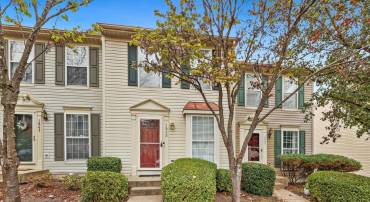 1865 TIGER LILY CIR, WOODBRIDGE, Virginia 22192, 2 Bedrooms Bedrooms, ,2 BathroomsBathrooms,Residential,For sale,1865 TIGER LILY CIR,VAPW2106812 MLS # VAPW2106812