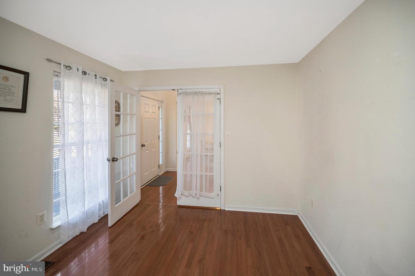 9406 BRAKEN CT, FREDERICKSBURG, Virginia 22408, 4 Bedrooms Bedrooms, ,3 BathroomsBathrooms,Residential,For sale,9406 BRAKEN CT,VASP2037562 MLS # VASP2037562