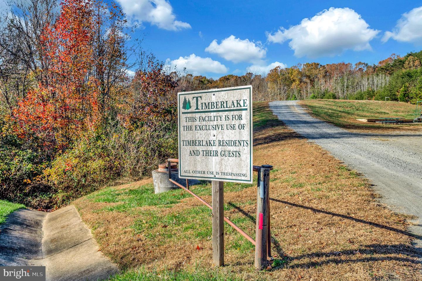 9406 BRAKEN CT, FREDERICKSBURG, Virginia 22408, 4 Bedrooms Bedrooms, ,3 BathroomsBathrooms,Residential,For sale,9406 BRAKEN CT,VASP2037562 MLS # VASP2037562