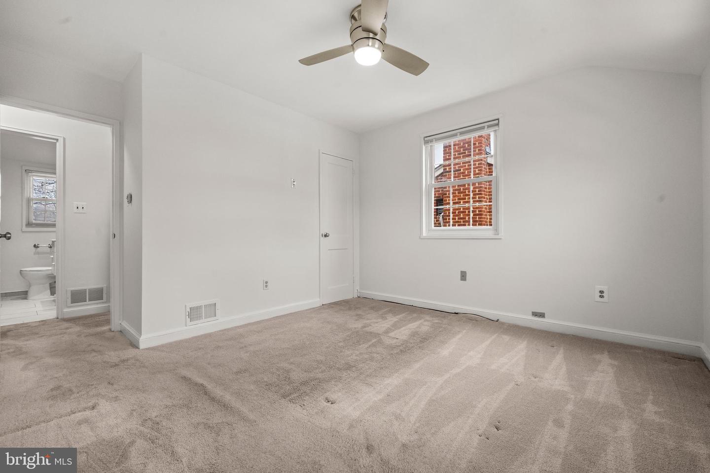 4244 HILDRETH ST SE, WASHINGTON, District Of Columbia 20019, 2 Bedrooms Bedrooms, ,1 BathroomBathrooms,Residential,For sale,4244 HILDRETH ST SE,DCDC2231788 MLS # DCDC2231788 4244 HILDRETH ST SE, WASHINGTON, District Of Columbia 20019, 2 Bedrooms Bedrooms, ,1 BathroomBathrooms,Residential,For sale,4244 HILDRETH ST SE,DCDC2231788 MLS # DCDC2231788