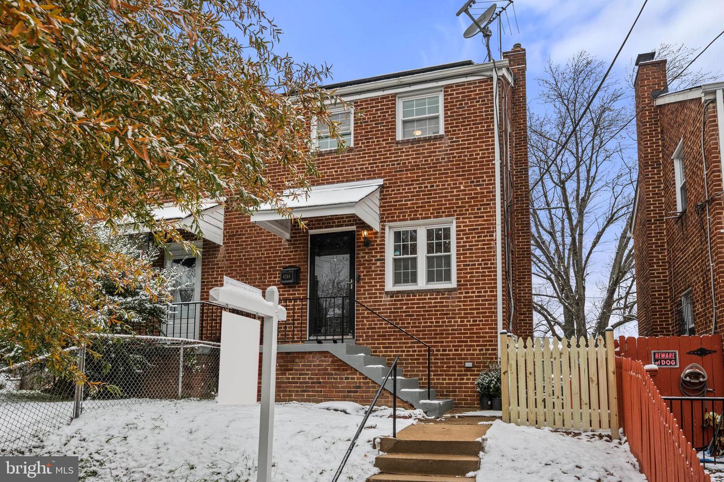 4244 HILDRETH ST SE, WASHINGTON, District Of Columbia 20019, 2 Bedrooms Bedrooms, ,1 BathroomBathrooms,Residential,For sale,4244 HILDRETH ST SE,DCDC2231788 MLS # DCDC2231788 4244 HILDRETH ST SE, WASHINGTON, District Of Columbia 20019, 2 Bedrooms Bedrooms, ,1 BathroomBathrooms,Residential,For sale,4244 HILDRETH ST SE,DCDC2231788 MLS # DCDC2231788