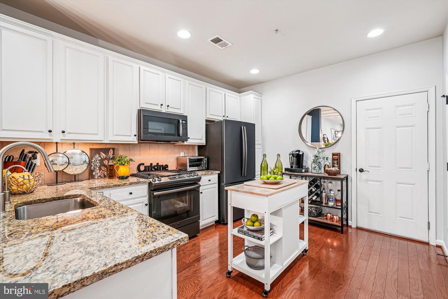 22675 BEACON CREST TER, BRAMBLETON, Virginia 20148, 3 Bedrooms Bedrooms, ,2 BathroomsBathrooms,Residential,For sale,22675 BEACON CREST TER,VALO2111272 MLS # VALO2111272 22675 BEACON CREST TER, BRAMBLETON, Virginia 20148, 3 Bedrooms Bedrooms, ,2 BathroomsBathrooms,Residential,For sale,22675 BEACON CREST TER,VALO2111272 MLS # VALO2111272