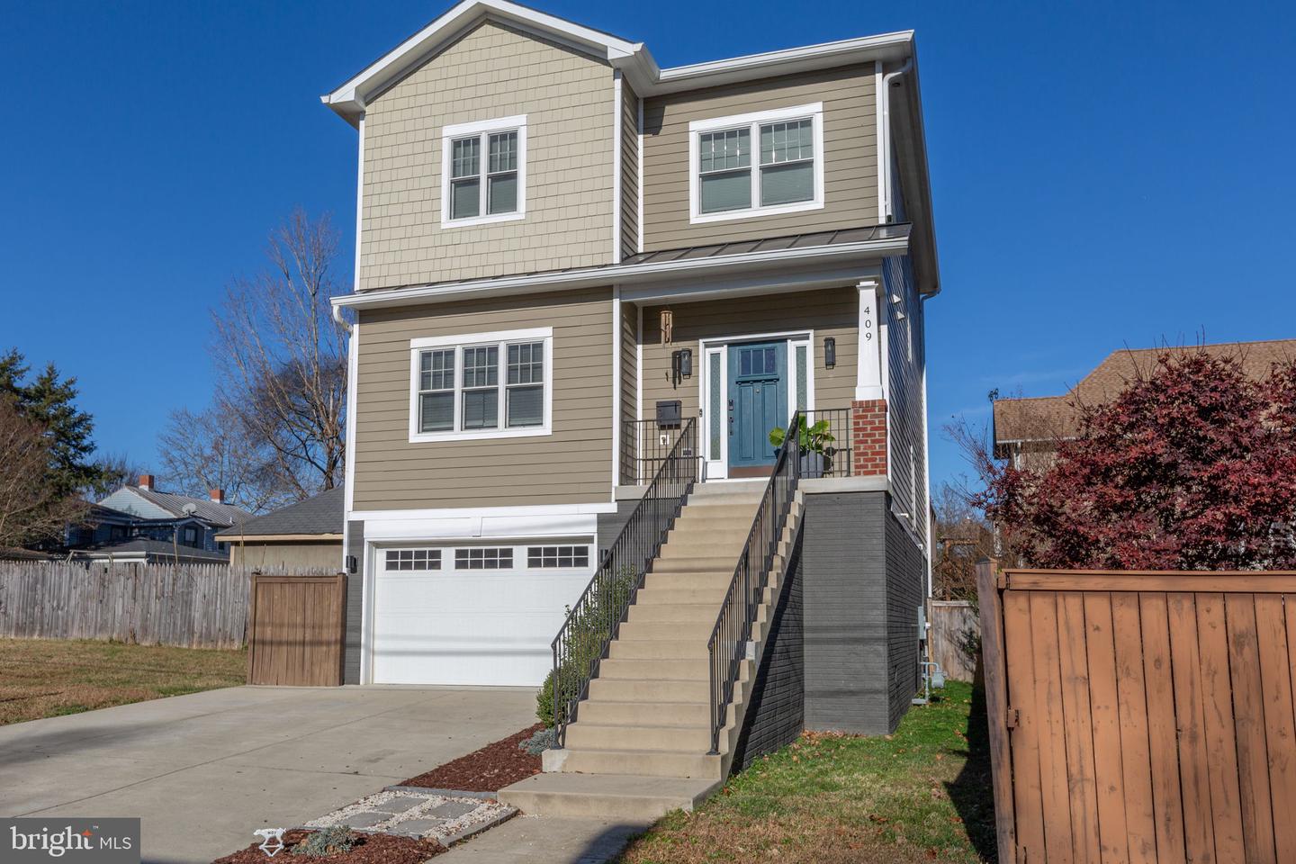 409 DUNMORE ST, FREDERICKSBURG, Virginia 22401, 3 Bedrooms Bedrooms, ,2 BathroomsBathrooms,Residential,For sale,409 DUNMORE ST,VAFB2009318 MLS # VAFB2009318