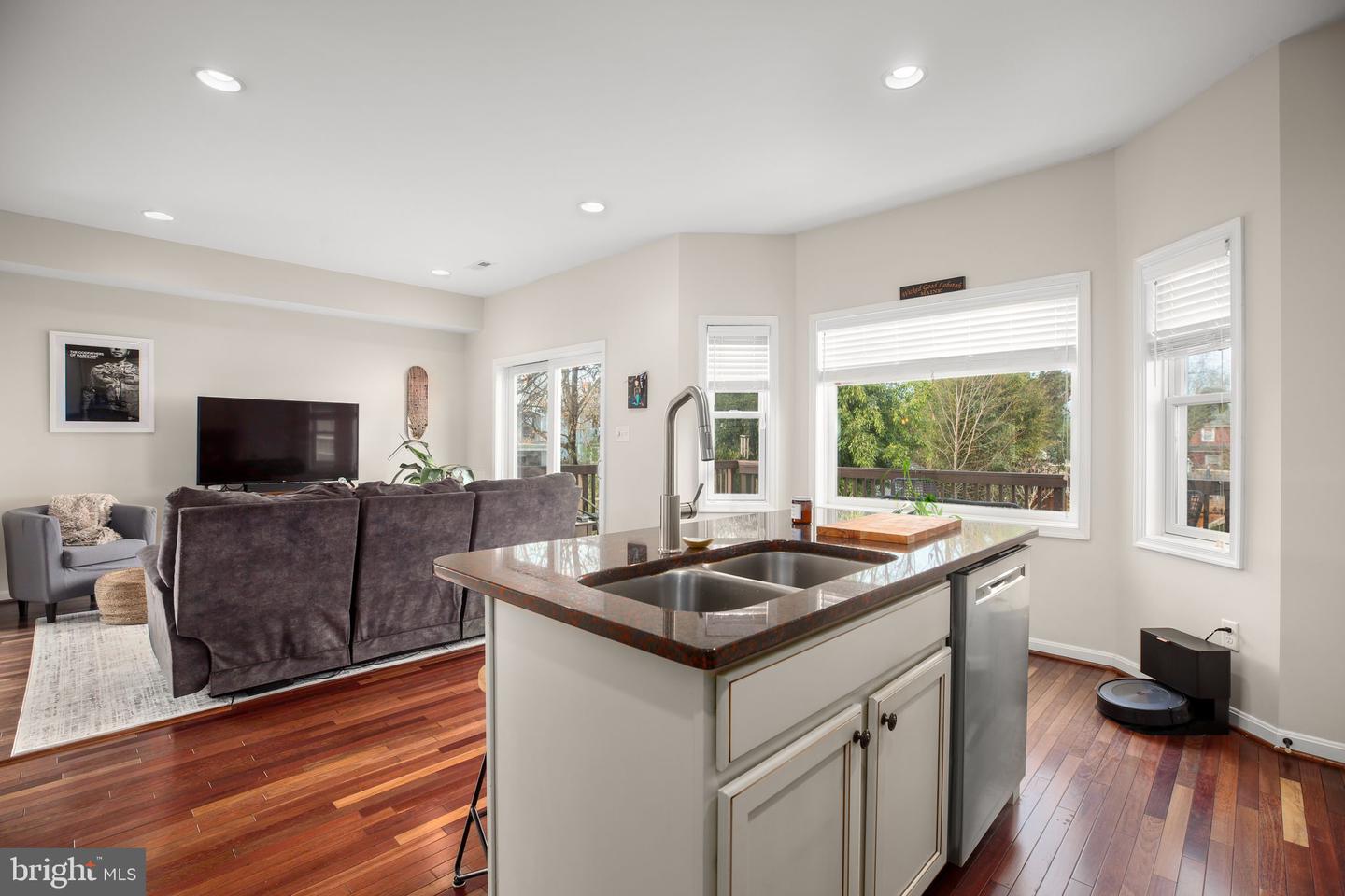 409 DUNMORE ST, FREDERICKSBURG, Virginia 22401, 3 Bedrooms Bedrooms, ,2 BathroomsBathrooms,Residential,For sale,409 DUNMORE ST,VAFB2009318 MLS # VAFB2009318