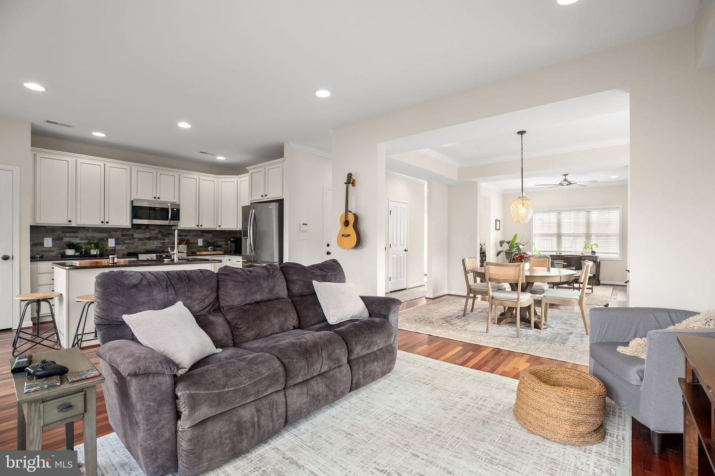 409 DUNMORE ST, FREDERICKSBURG, Virginia 22401, 3 Bedrooms Bedrooms, ,2 BathroomsBathrooms,Residential,For sale,409 DUNMORE ST,VAFB2009318 MLS # VAFB2009318