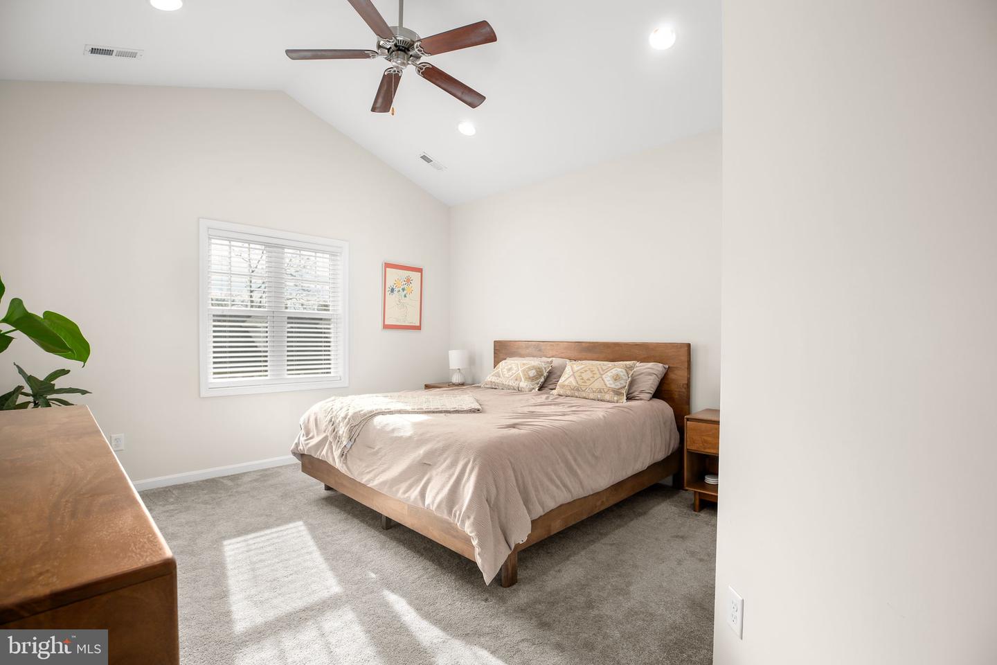 409 DUNMORE ST, FREDERICKSBURG, Virginia 22401, 3 Bedrooms Bedrooms, ,2 BathroomsBathrooms,Residential,For sale,409 DUNMORE ST,VAFB2009318 MLS # VAFB2009318