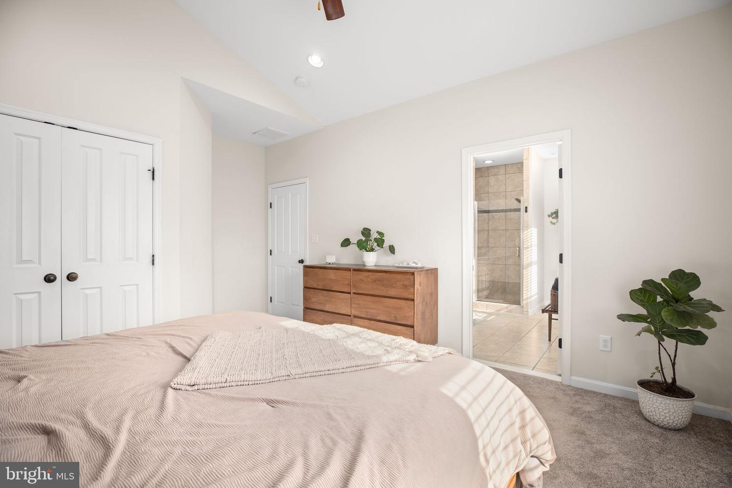 409 DUNMORE ST, FREDERICKSBURG, Virginia 22401, 3 Bedrooms Bedrooms, ,2 BathroomsBathrooms,Residential,For sale,409 DUNMORE ST,VAFB2009318 MLS # VAFB2009318