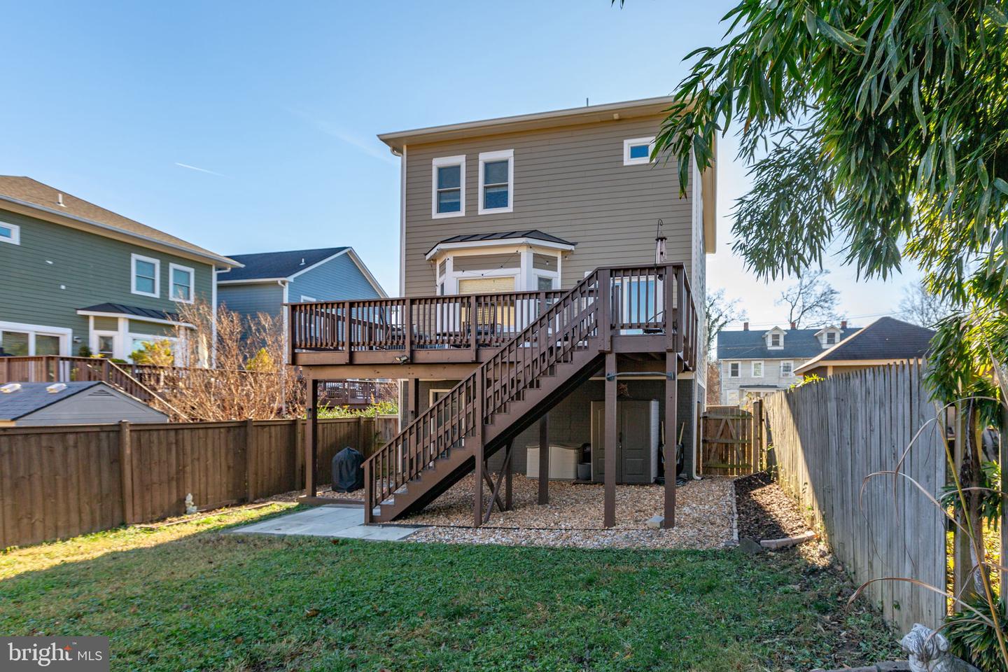 409 DUNMORE ST, FREDERICKSBURG, Virginia 22401, 3 Bedrooms Bedrooms, ,2 BathroomsBathrooms,Residential,For sale,409 DUNMORE ST,VAFB2009318 MLS # VAFB2009318