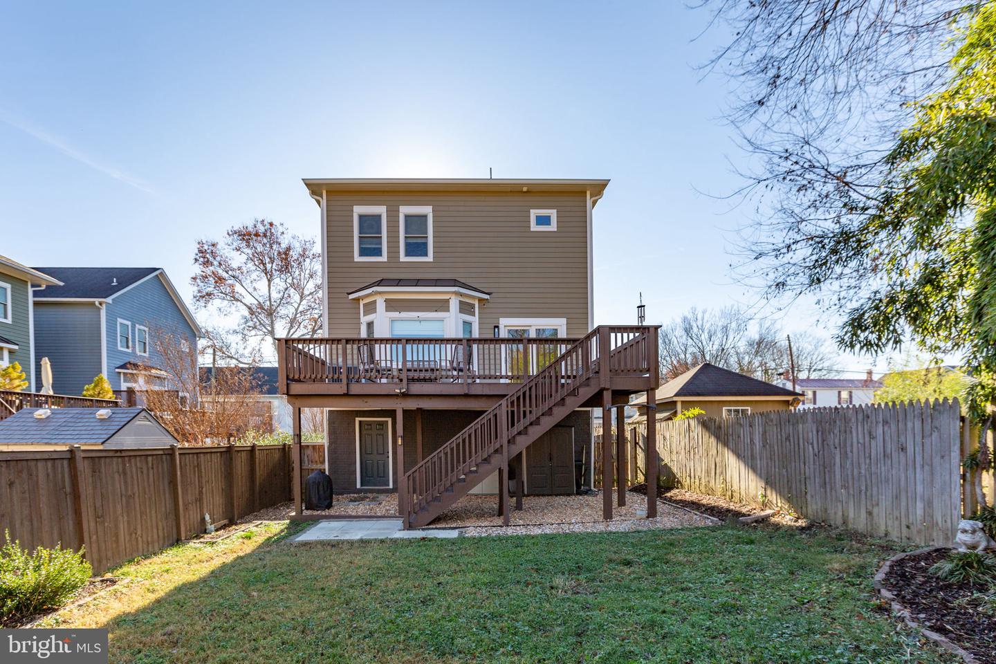 409 DUNMORE ST, FREDERICKSBURG, Virginia 22401, 3 Bedrooms Bedrooms, ,2 BathroomsBathrooms,Residential,For sale,409 DUNMORE ST,VAFB2009318 MLS # VAFB2009318