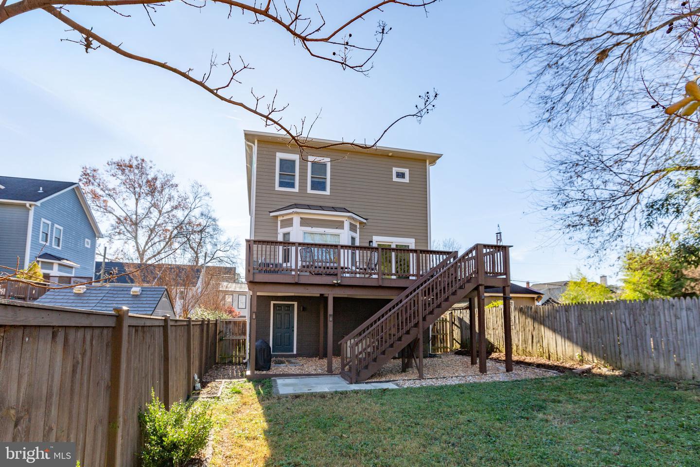 409 DUNMORE ST, FREDERICKSBURG, Virginia 22401, 3 Bedrooms Bedrooms, ,2 BathroomsBathrooms,Residential,For sale,409 DUNMORE ST,VAFB2009318 MLS # VAFB2009318