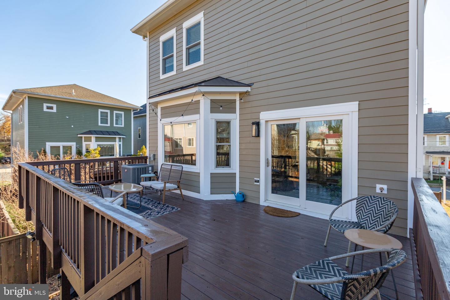 409 DUNMORE ST, FREDERICKSBURG, Virginia 22401, 3 Bedrooms Bedrooms, ,2 BathroomsBathrooms,Residential,For sale,409 DUNMORE ST,VAFB2009318 MLS # VAFB2009318