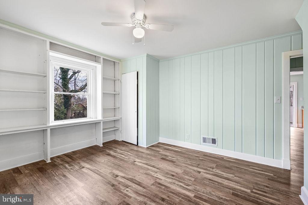 201 N GREENWAY AVE, BOYCE, Virginia 22620, 4 Bedrooms Bedrooms, 4 Rooms Rooms,2 BathroomsBathrooms,Residential,For sale,201 N GREENWAY AVE,VACL2006236 MLS # VACL2006236 201 N GREENWAY AVE, BOYCE, Virginia 22620, 4 Bedrooms Bedrooms, 4 Rooms Rooms,2 BathroomsBathrooms,Residential,For sale,201 N GREENWAY AVE,VACL2006236 MLS # VACL2006236