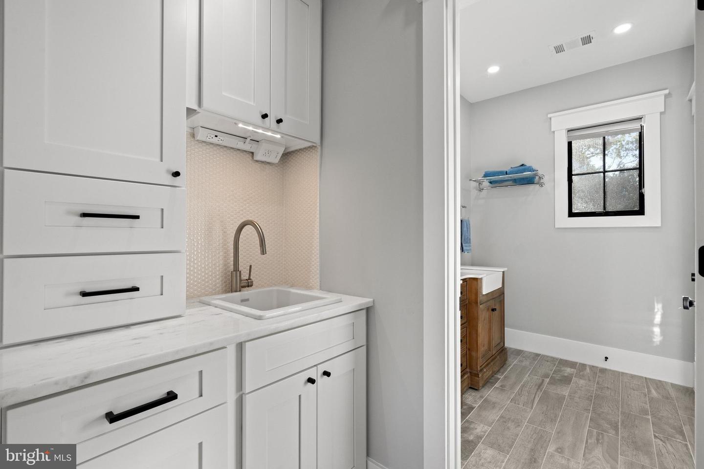 3608 ORLANDO PL, ALEXANDRIA, Virginia 22305, 6 Bedrooms Bedrooms, ,5 BathroomsBathrooms,Residential,For sale,3608 ORLANDO PL,VAAX2051922 MLS # VAAX2051922 3608 ORLANDO PL, ALEXANDRIA, Virginia 22305, 6 Bedrooms Bedrooms, ,5 BathroomsBathrooms,Residential,For sale,3608 ORLANDO PL,VAAX2051922 MLS # VAAX2051922