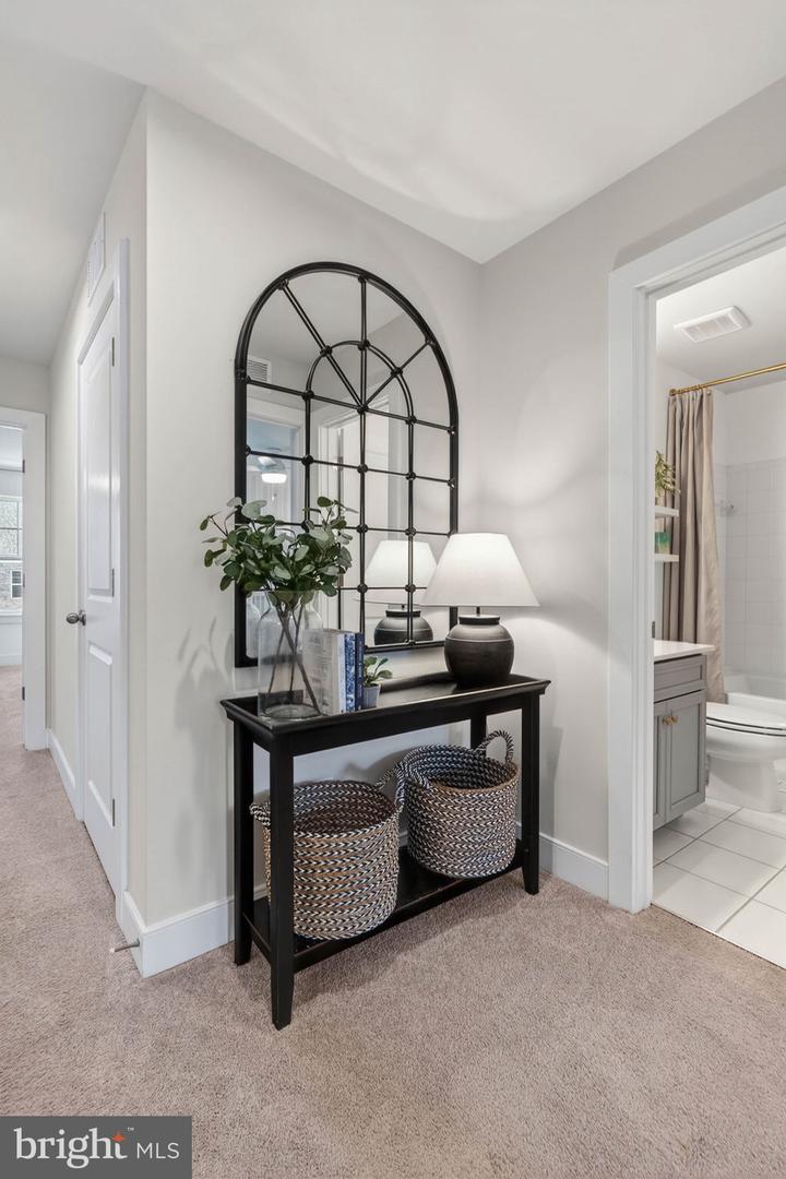 17706 LONGSPUR COVE LN, DUMFRIES, Virginia 22026, 3 Bedrooms Bedrooms, ,2 BathroomsBathrooms,Residential,For sale,17706 LONGSPUR COVE LN,VAPW2108164 MLS # VAPW2108164