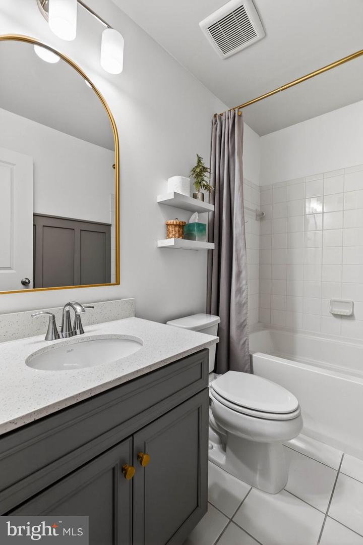 17706 LONGSPUR COVE LN, DUMFRIES, Virginia 22026, 3 Bedrooms Bedrooms, ,2 BathroomsBathrooms,Residential,For sale,17706 LONGSPUR COVE LN,VAPW2108164 MLS # VAPW2108164