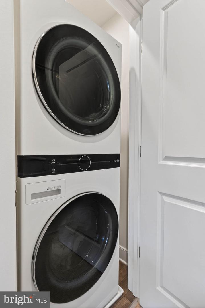 17706 LONGSPUR COVE LN, DUMFRIES, Virginia 22026, 3 Bedrooms Bedrooms, ,2 BathroomsBathrooms,Residential,For sale,17706 LONGSPUR COVE LN,VAPW2108164 MLS # VAPW2108164