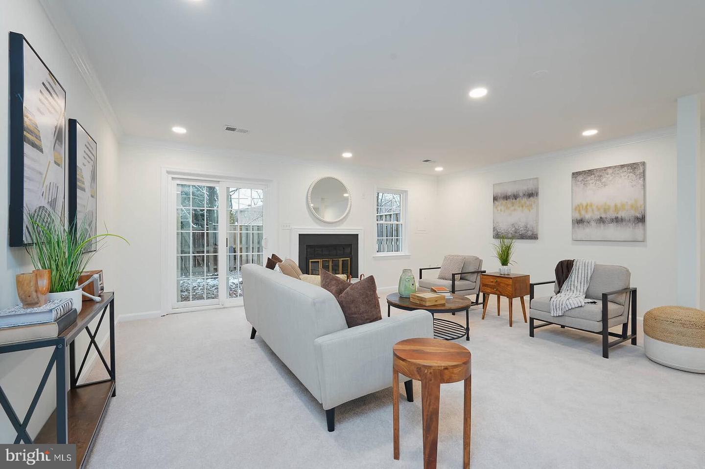 7 CARRIAGE HOUSE CIR, ALEXANDRIA, Virginia 22304, 2 Bedrooms Bedrooms, ,2 BathroomsBathrooms,Residential,For sale,7 CARRIAGE HOUSE CIR,VAAX2051990 MLS # VAAX2051990 7 CARRIAGE HOUSE CIR, ALEXANDRIA, Virginia 22304, 2 Bedrooms Bedrooms, ,2 BathroomsBathrooms,Residential,For sale,7 CARRIAGE HOUSE CIR,VAAX2051990 MLS # VAAX2051990