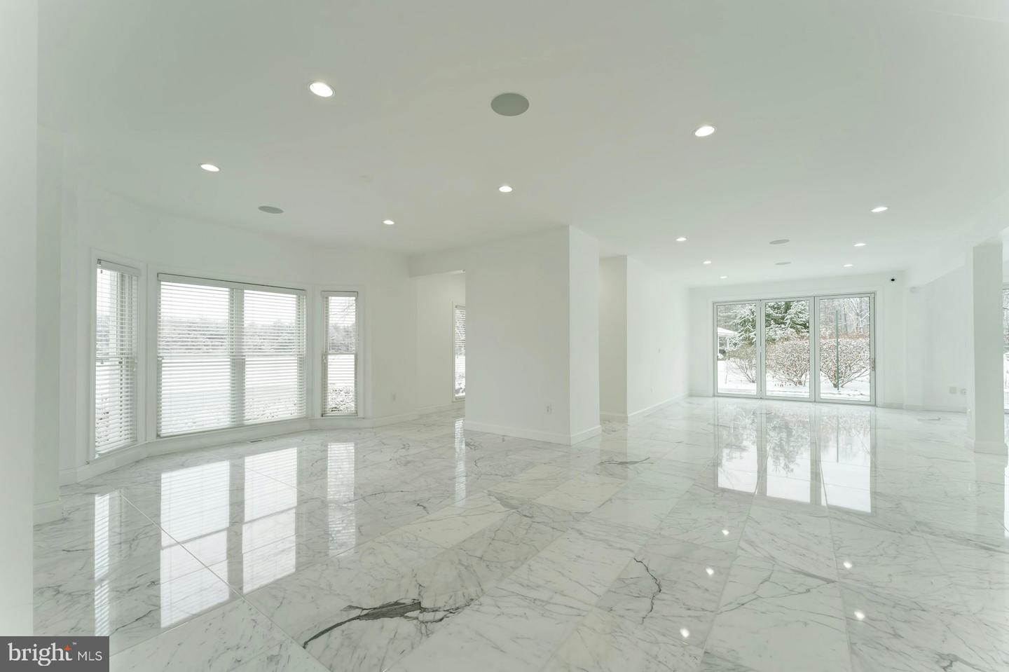 22101 EVERGREEN MILLS RD, LEESBURG, Virginia 20175, 5 Bedrooms Bedrooms, ,8 BathroomsBathrooms,Residential,For sale,22101 EVERGREEN MILLS RD,VALO2111748 MLS # VALO2111748