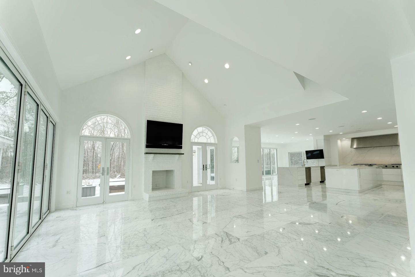 22101 EVERGREEN MILLS RD, LEESBURG, Virginia 20175, 5 Bedrooms Bedrooms, ,8 BathroomsBathrooms,Residential,For sale,22101 EVERGREEN MILLS RD,VALO2111748 MLS # VALO2111748