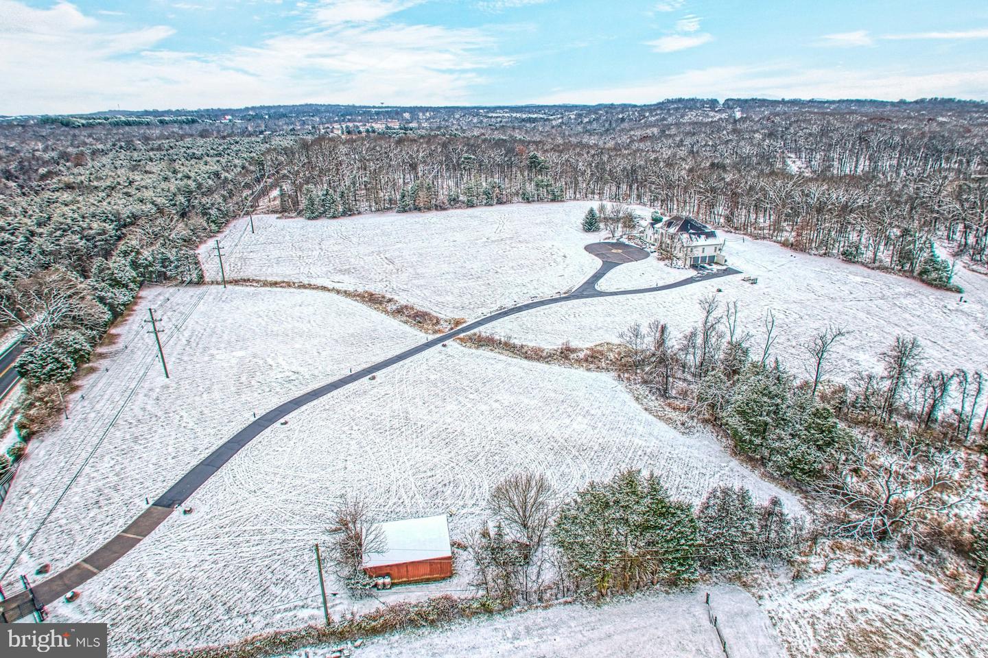 22101 EVERGREEN MILLS RD, LEESBURG, Virginia 20175, 5 Bedrooms Bedrooms, ,8 BathroomsBathrooms,Residential,For sale,22101 EVERGREEN MILLS RD,VALO2111748 MLS # VALO2111748