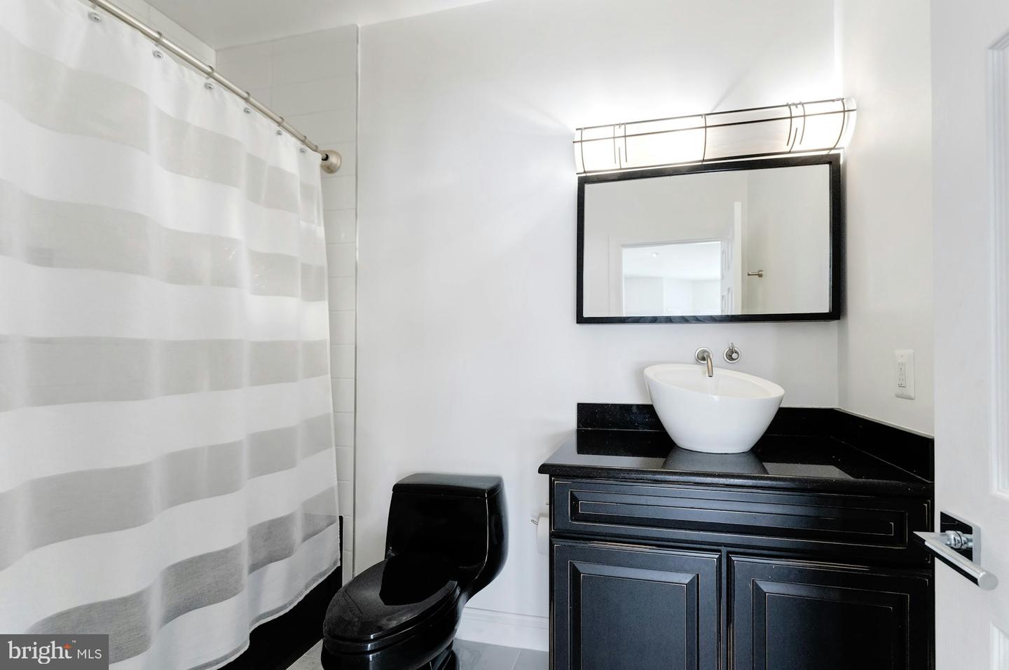 22101 EVERGREEN MILLS RD, LEESBURG, Virginia 20175, 5 Bedrooms Bedrooms, ,8 BathroomsBathrooms,Residential,For sale,22101 EVERGREEN MILLS RD,VALO2111748 MLS # VALO2111748