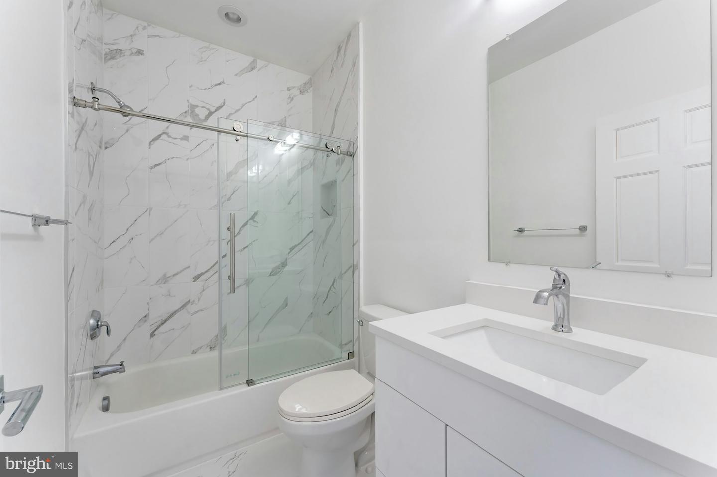 22101 EVERGREEN MILLS RD, LEESBURG, Virginia 20175, 5 Bedrooms Bedrooms, ,8 BathroomsBathrooms,Residential,For sale,22101 EVERGREEN MILLS RD,VALO2111748 MLS # VALO2111748