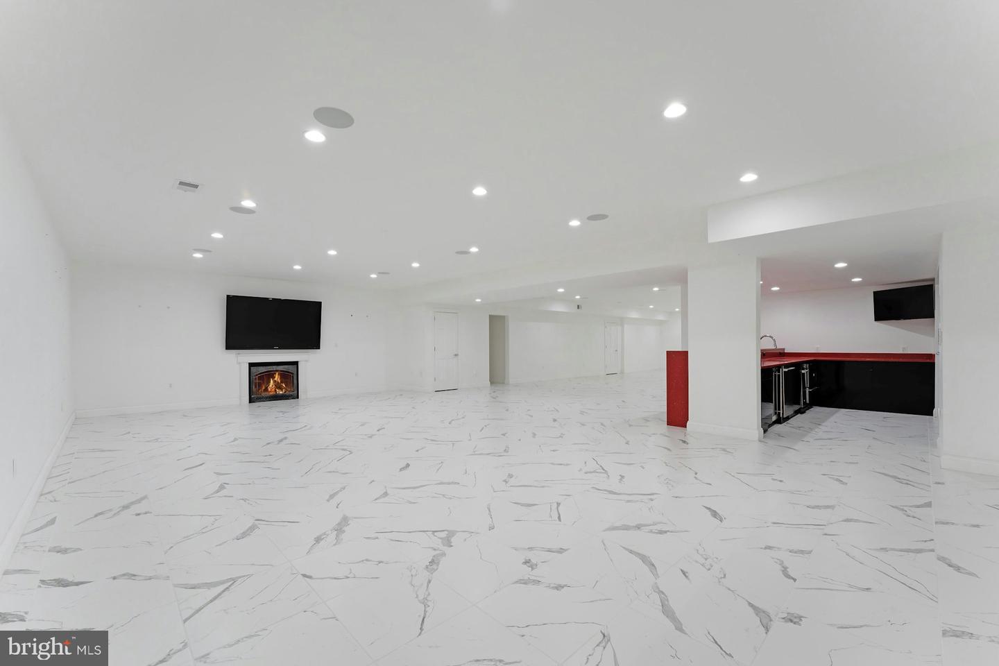 22101 EVERGREEN MILLS RD, LEESBURG, Virginia 20175, 5 Bedrooms Bedrooms, ,8 BathroomsBathrooms,Residential,For sale,22101 EVERGREEN MILLS RD,VALO2111748 MLS # VALO2111748