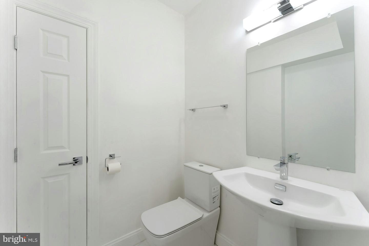 22101 EVERGREEN MILLS RD, LEESBURG, Virginia 20175, 5 Bedrooms Bedrooms, ,8 BathroomsBathrooms,Residential,For sale,22101 EVERGREEN MILLS RD,VALO2111748 MLS # VALO2111748