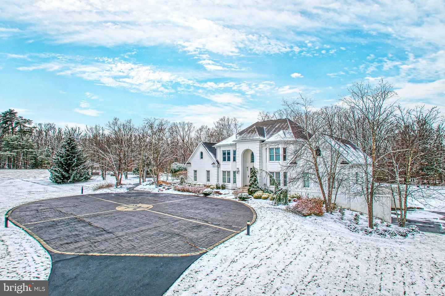 22101 EVERGREEN MILLS RD, LEESBURG, Virginia 20175, 5 Bedrooms Bedrooms, ,8 BathroomsBathrooms,Residential,For sale,22101 EVERGREEN MILLS RD,VALO2111748 MLS # VALO2111748